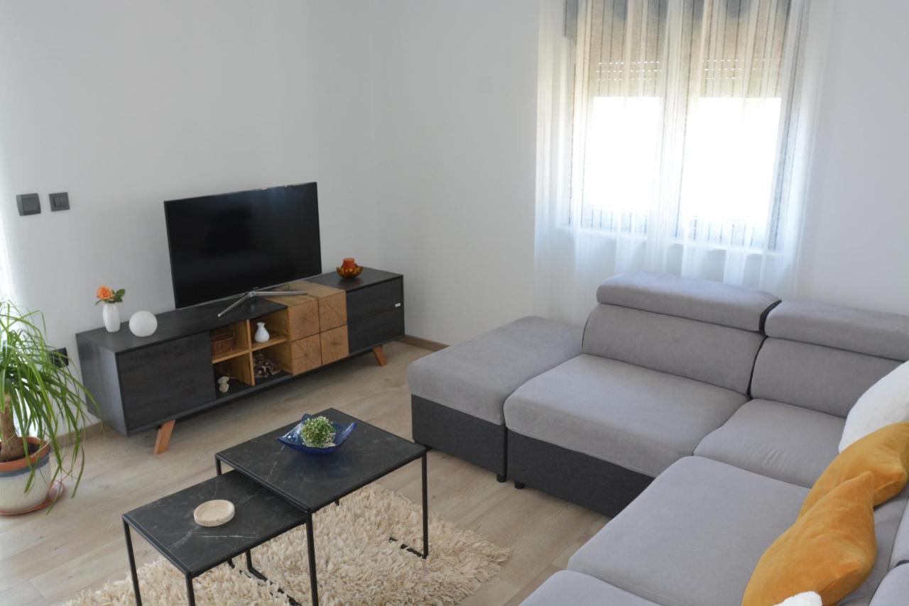 Appartamento Sole Turanj Esterno foto